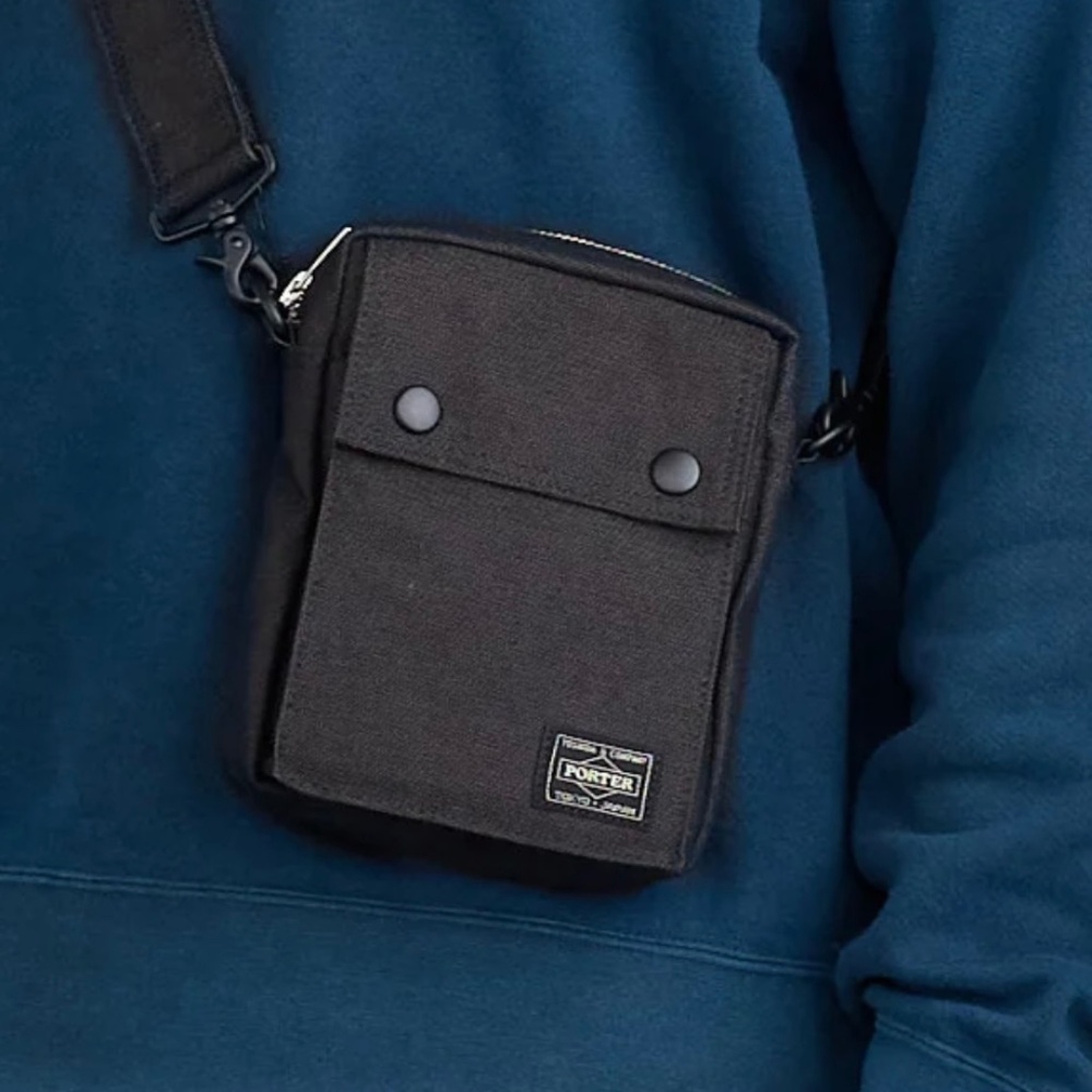 Porter Smoky Vertical Should Bag Brown NWT